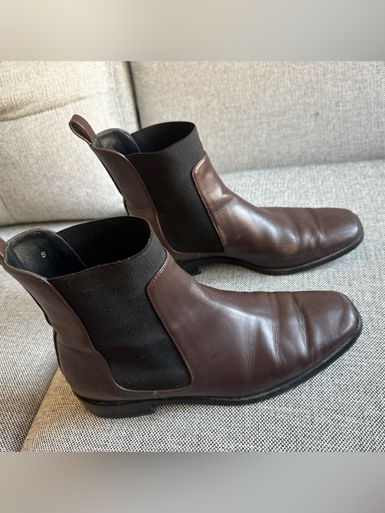 Everlane Shoes - Everlane Square Toe Chelsea Boot